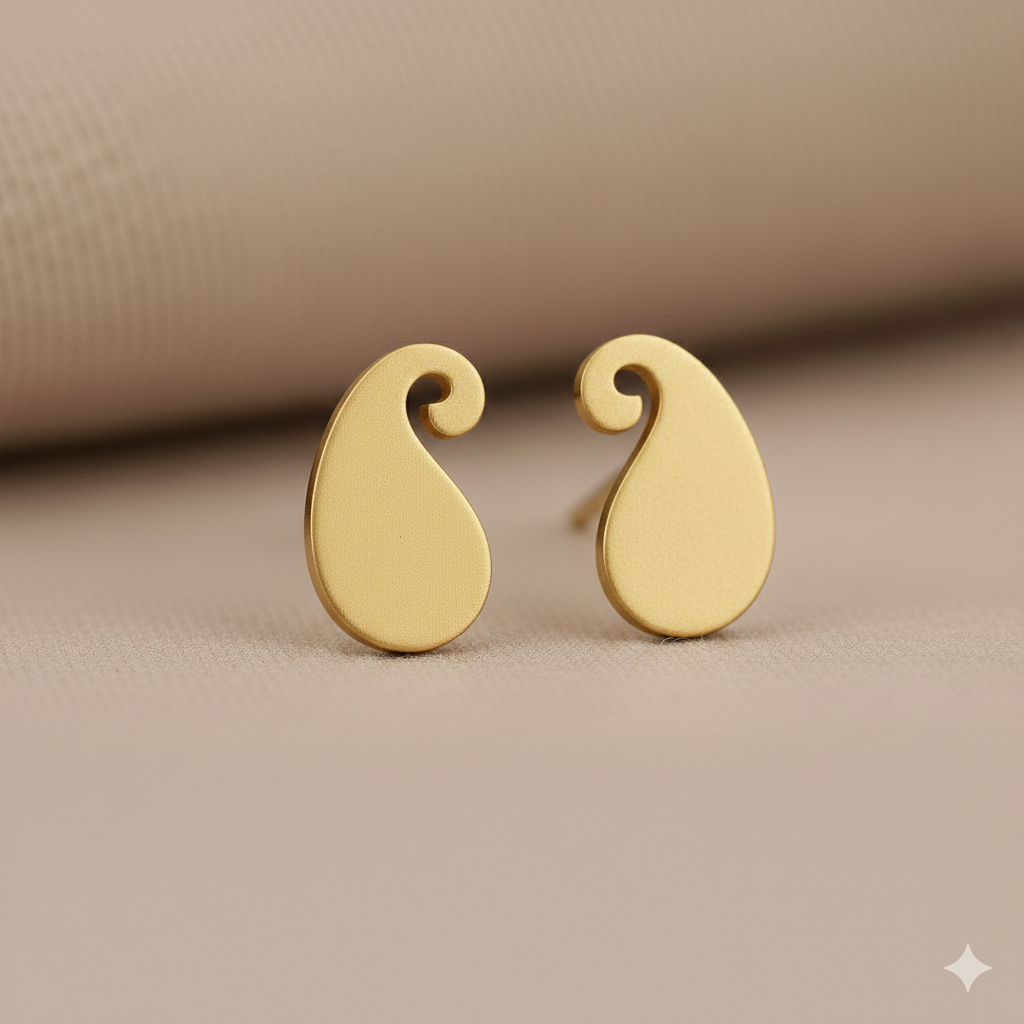 گوشواره طلا 18 عیار میخی طرح بته جغه - تصویر 2